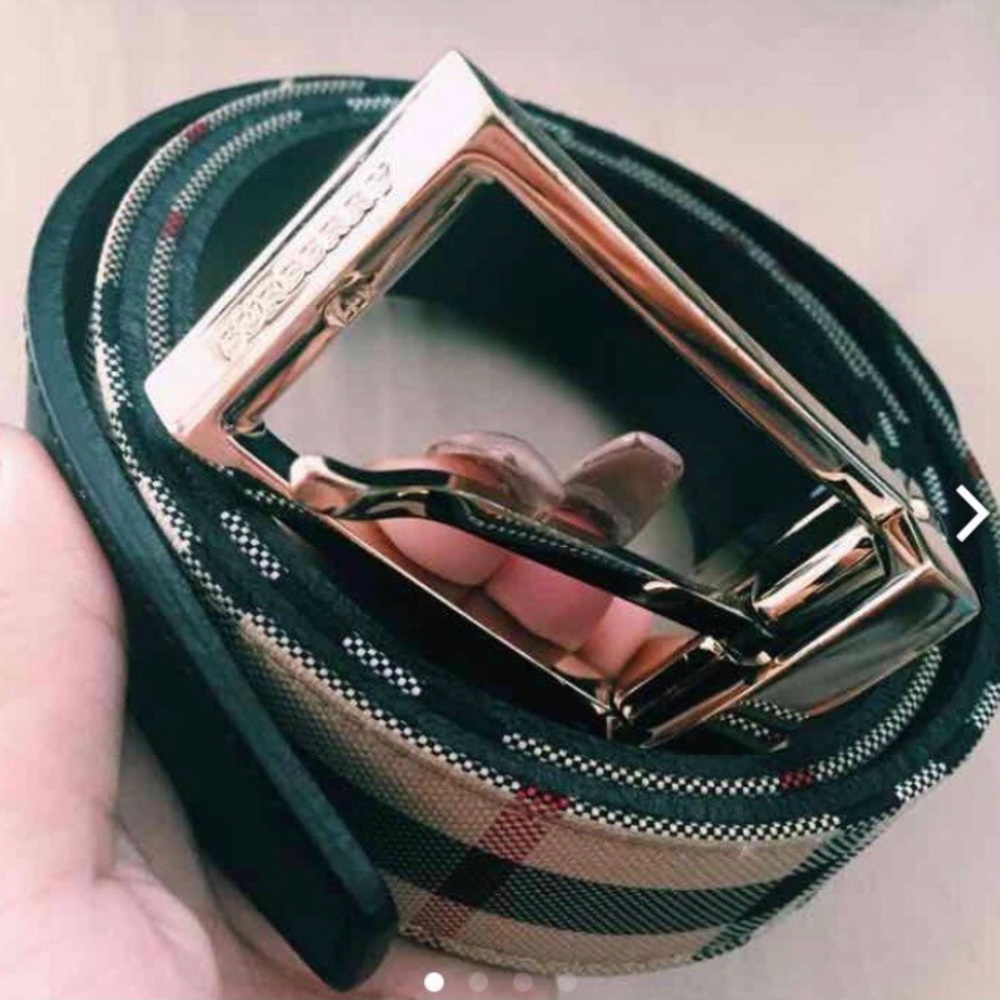 Burberry belt